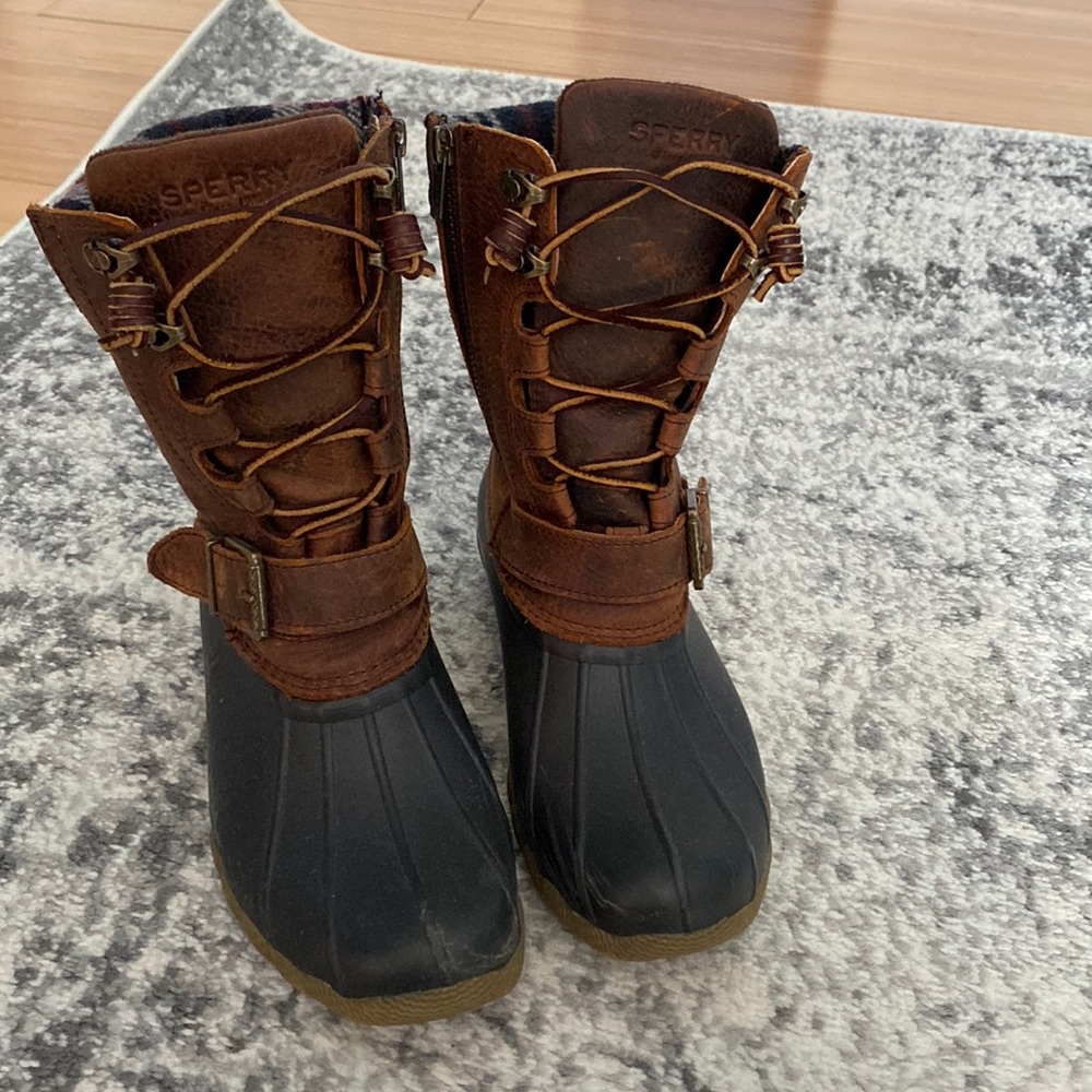 Sperry Women’s Saltwater Misty Leather Brown/Plaid Duck Boots Size 6.5
